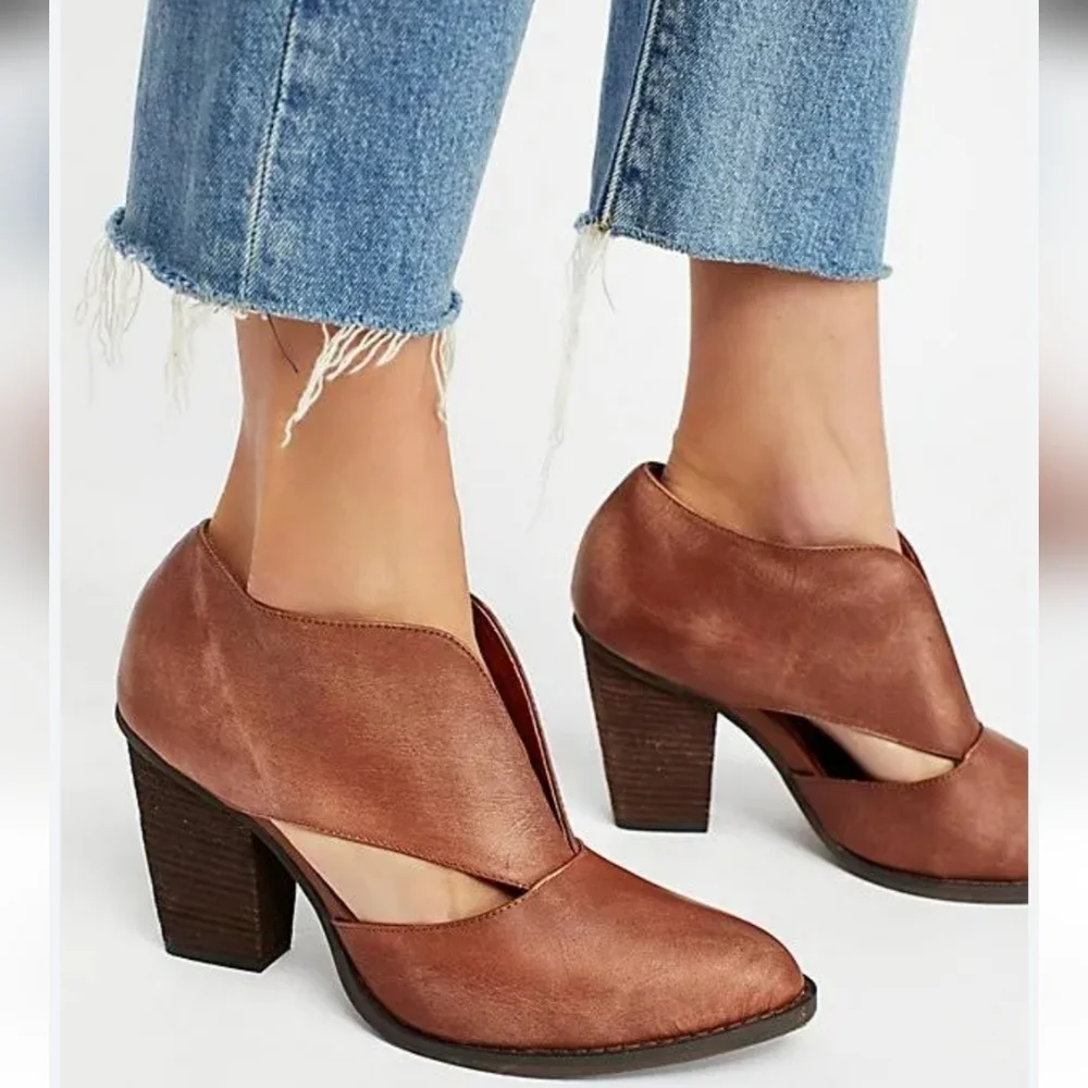 Jeffrey Campbell Free X People Shoes Size 10 Heels Deep V Cutout Leather Boho